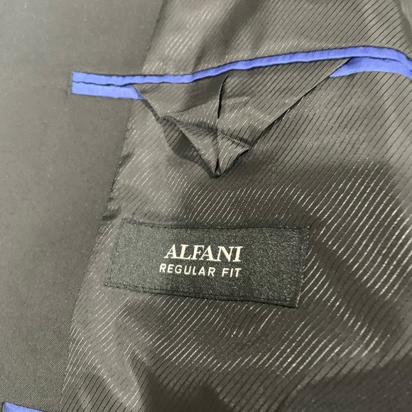 Alfani mans black suit 48L, worn twice. - Picture 4 of 7